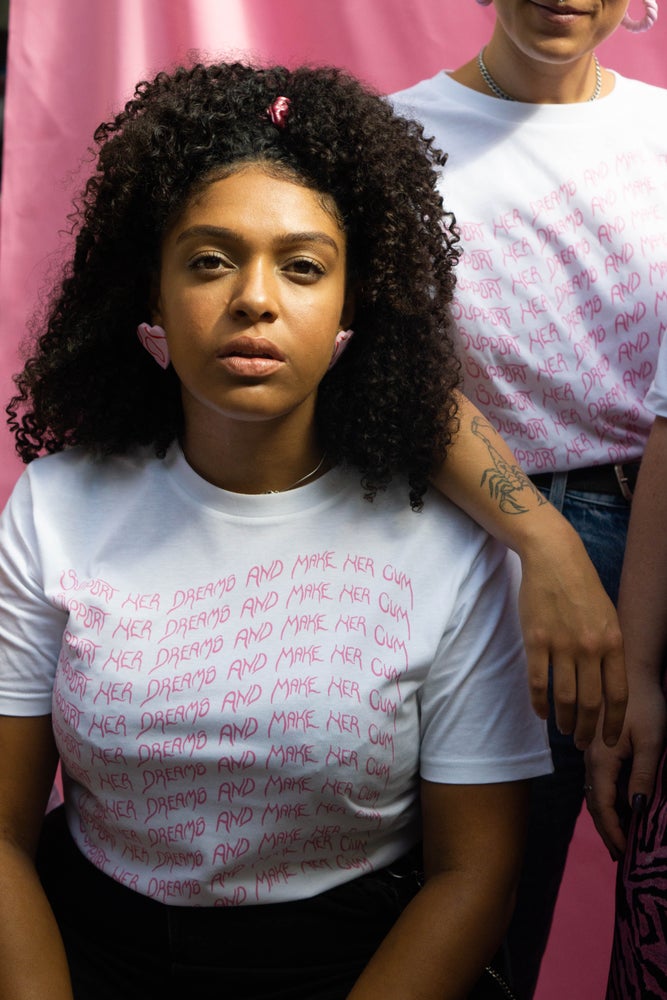 support her dreams t-shirt