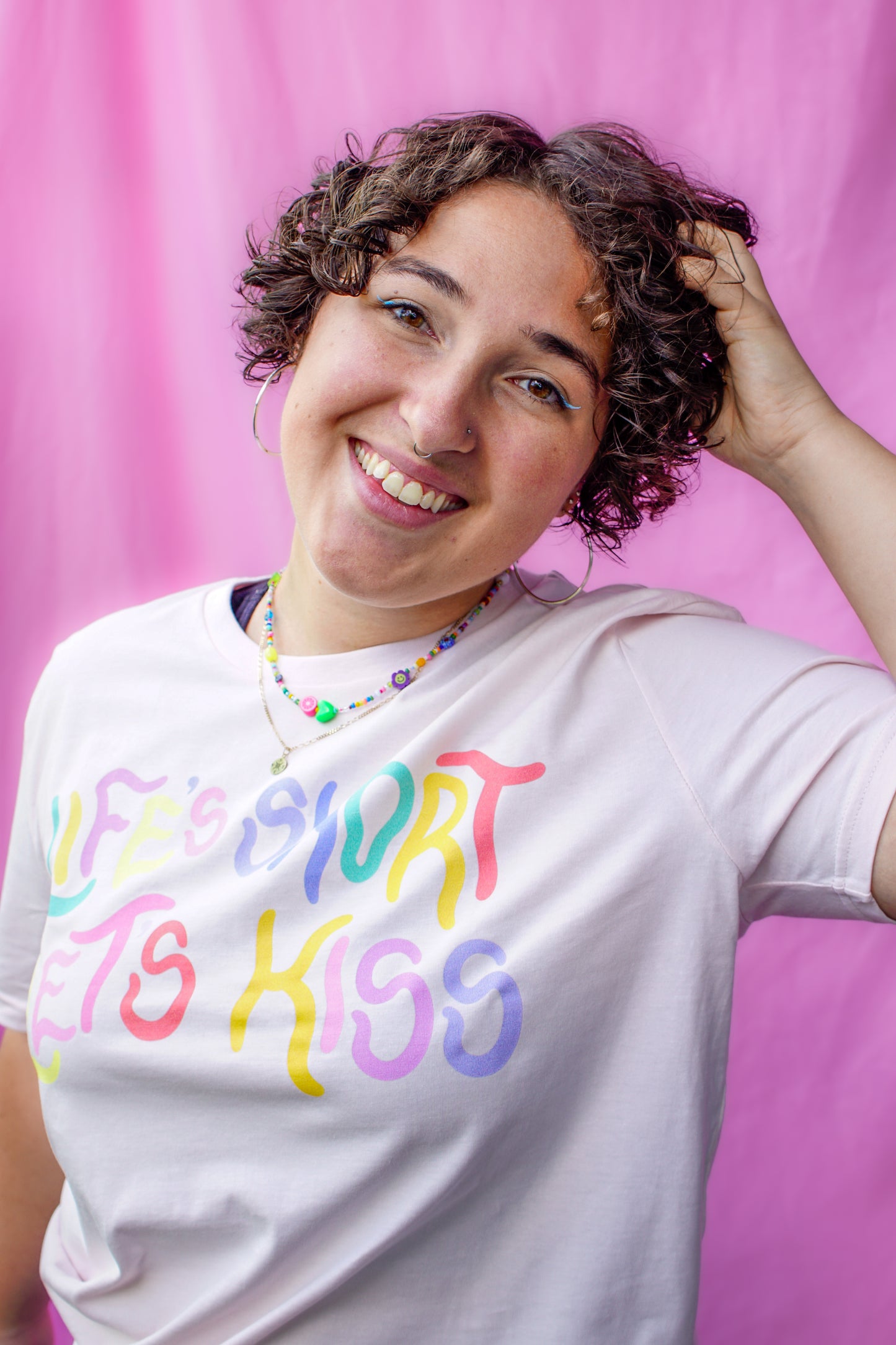 life's short let's kiss t-shirt