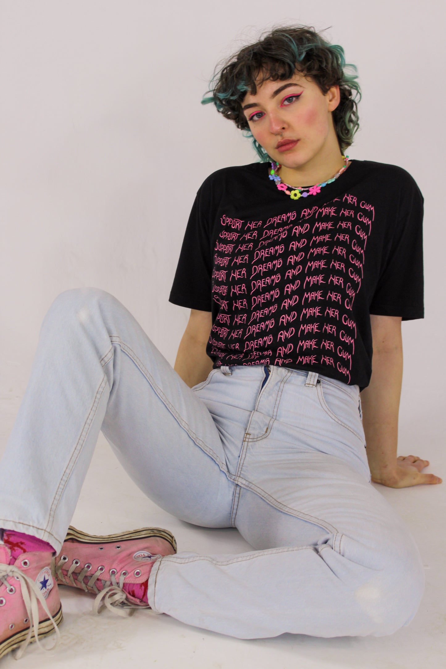 support her dreams black t-shirt