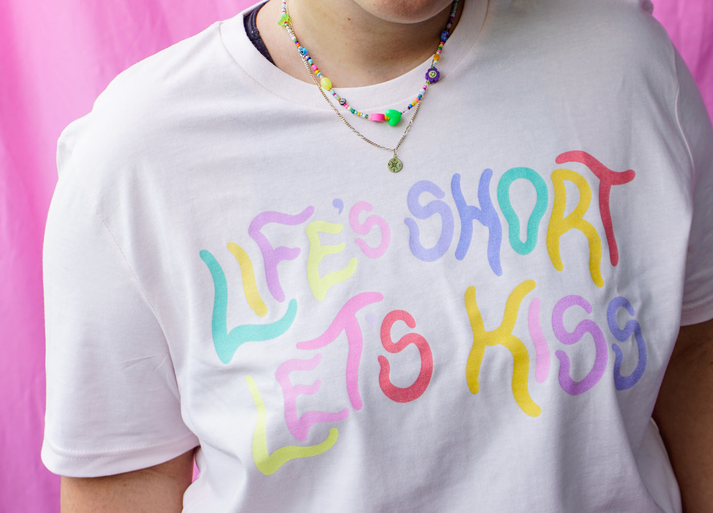 life's short let's kiss t-shirt