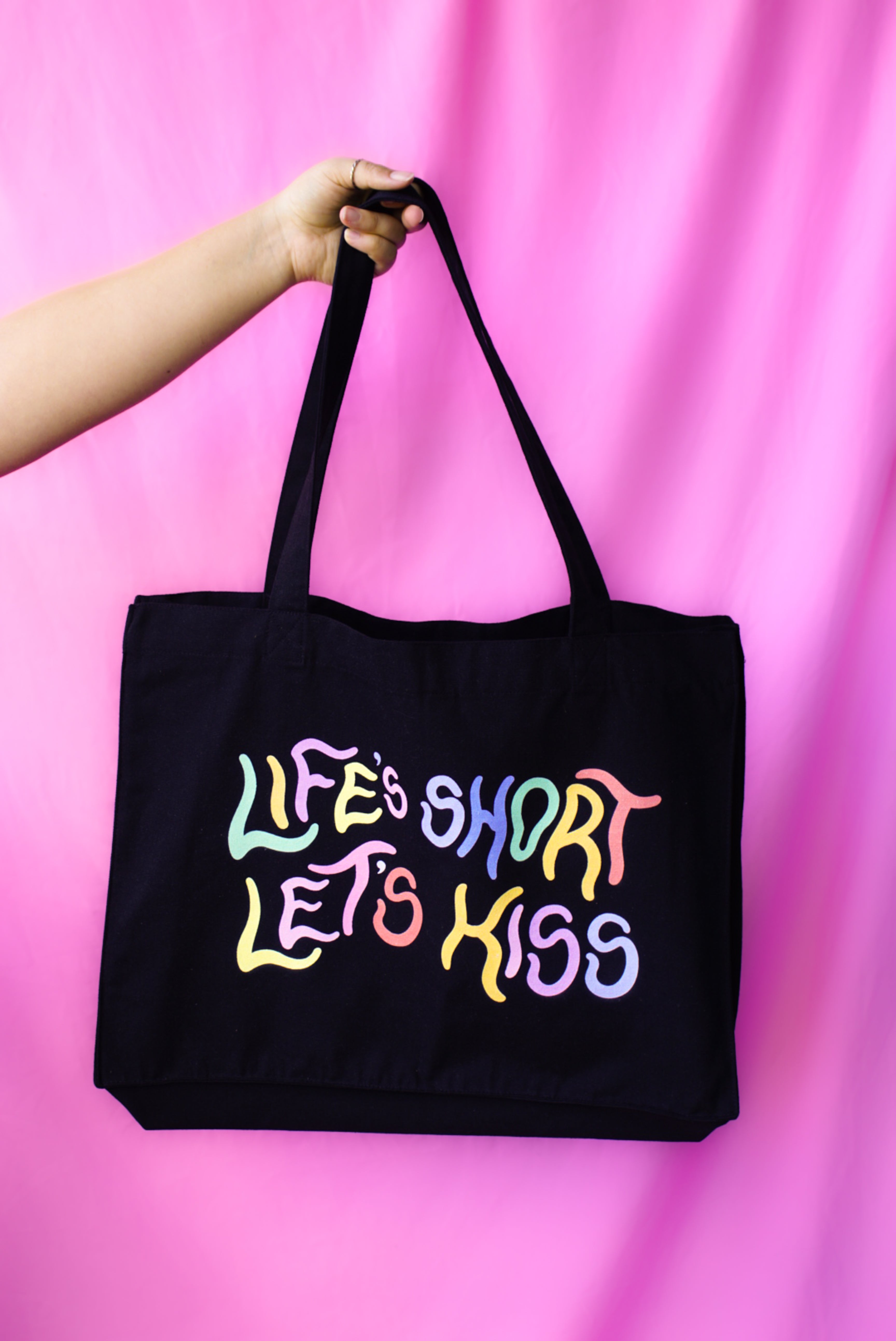 Life's short let's kiss oversized recycled tote bag
