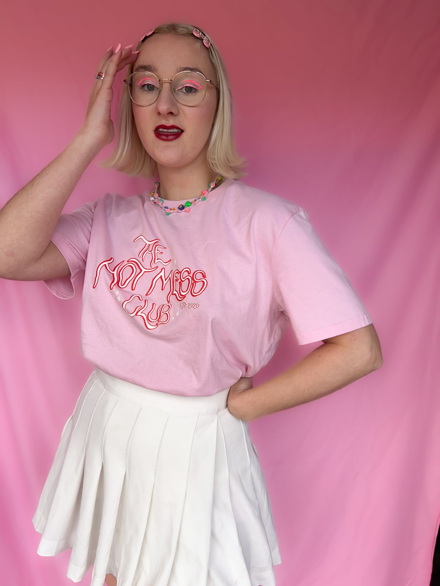 The hot mess club tee